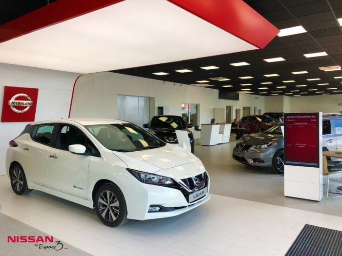 Nissan Espace 3 Laval showroom